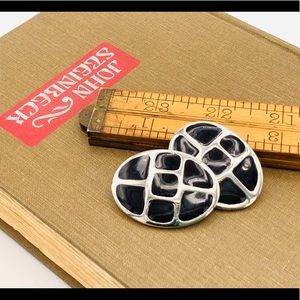 Chunky geometric vintage earrings 1980’s black